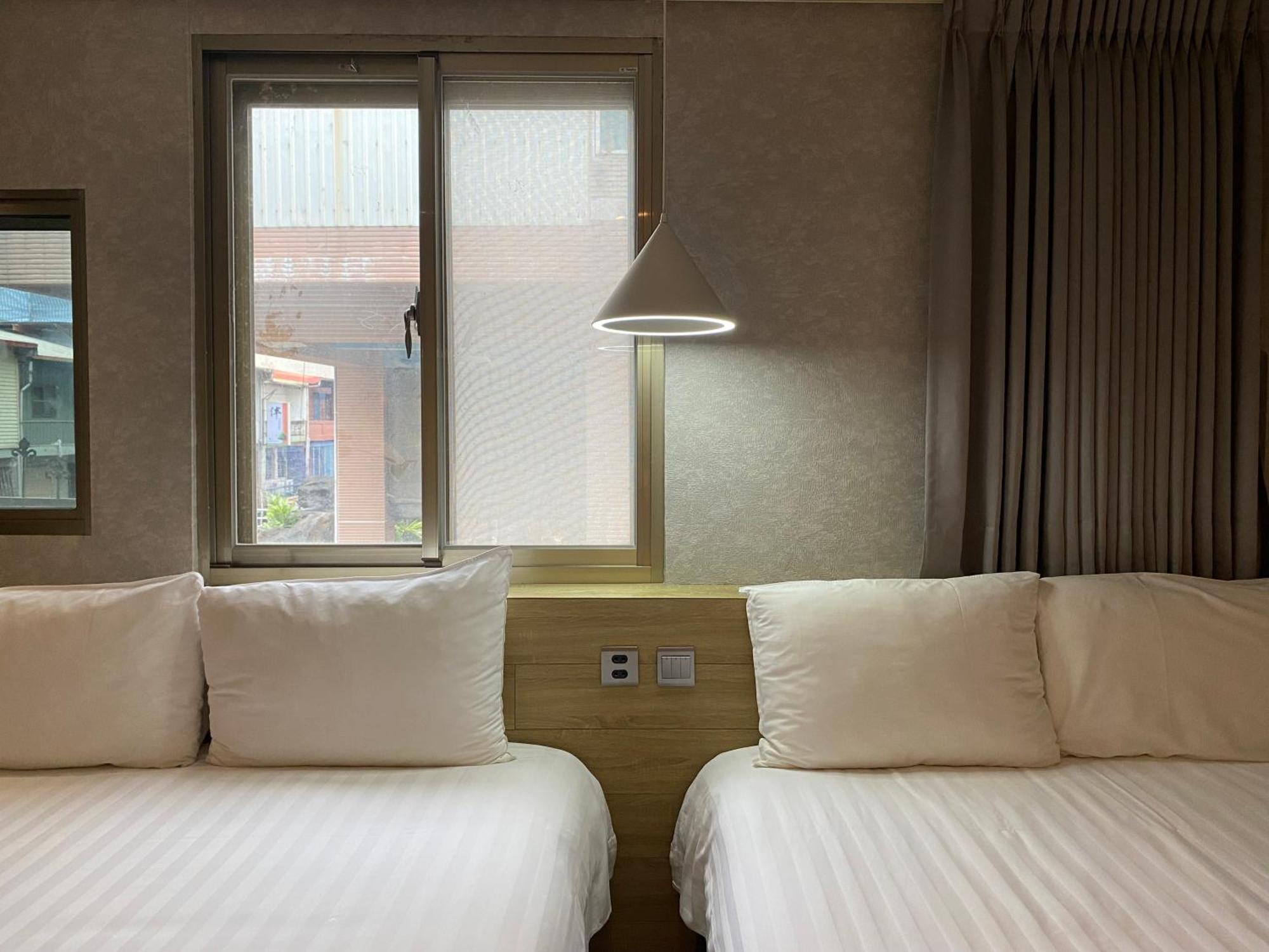 Prince Hotel Jiaoxi Esterno foto